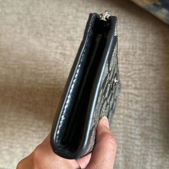Coach L shape zip closure wallet - Picture 4 of 9